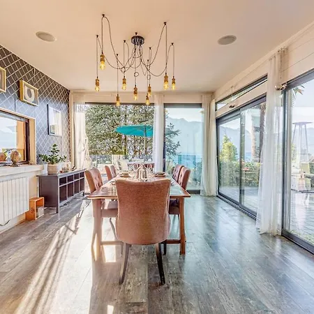 House - Charming Lakeview Tresserve